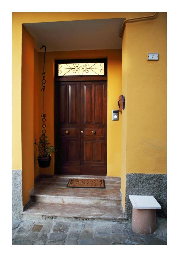 Casa Vacanze Piazza Padella San Severino Marche Esterno foto